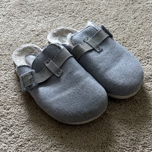 American Eagle Gray Buckle Clogs